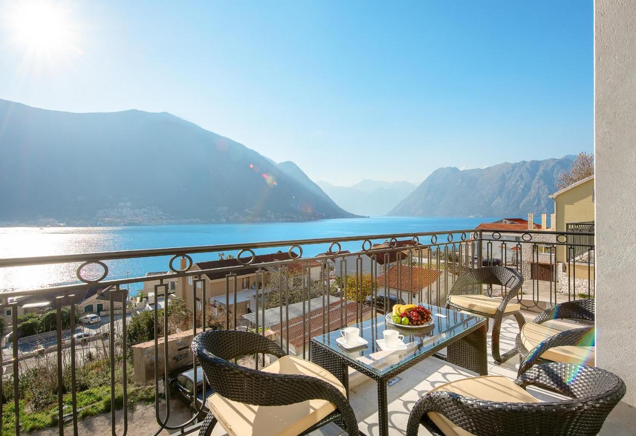 2Montenegro Limeta Apartments With Pool Kotor Ngoại thất bức ảnh