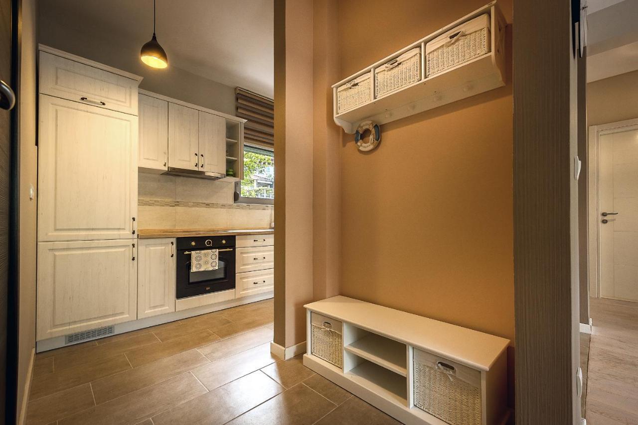 2Montenegro Limeta Apartments With Pool Kotor Ngoại thất bức ảnh