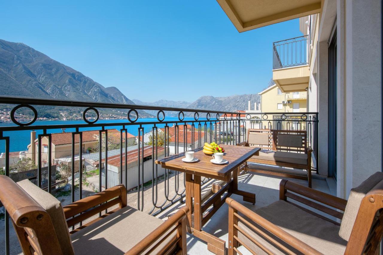 2Montenegro Limeta Apartments With Pool Kotor Ngoại thất bức ảnh