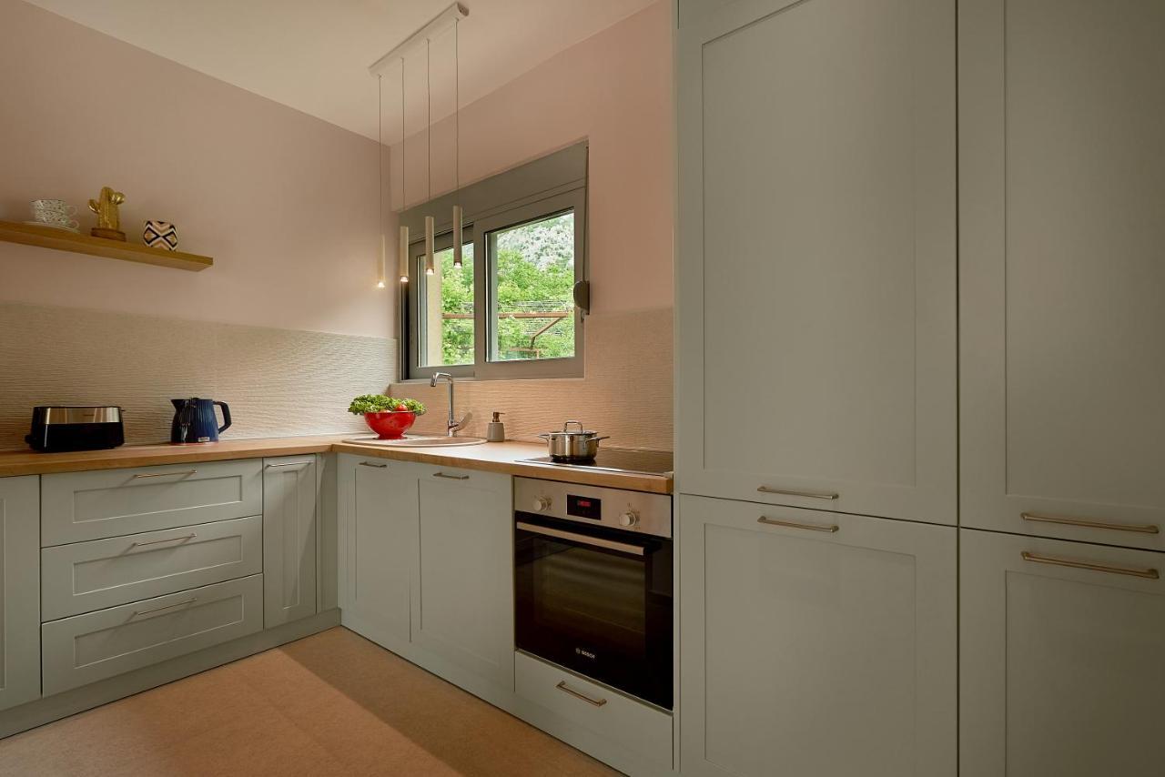 2Montenegro Limeta Apartments With Pool Kotor Ngoại thất bức ảnh