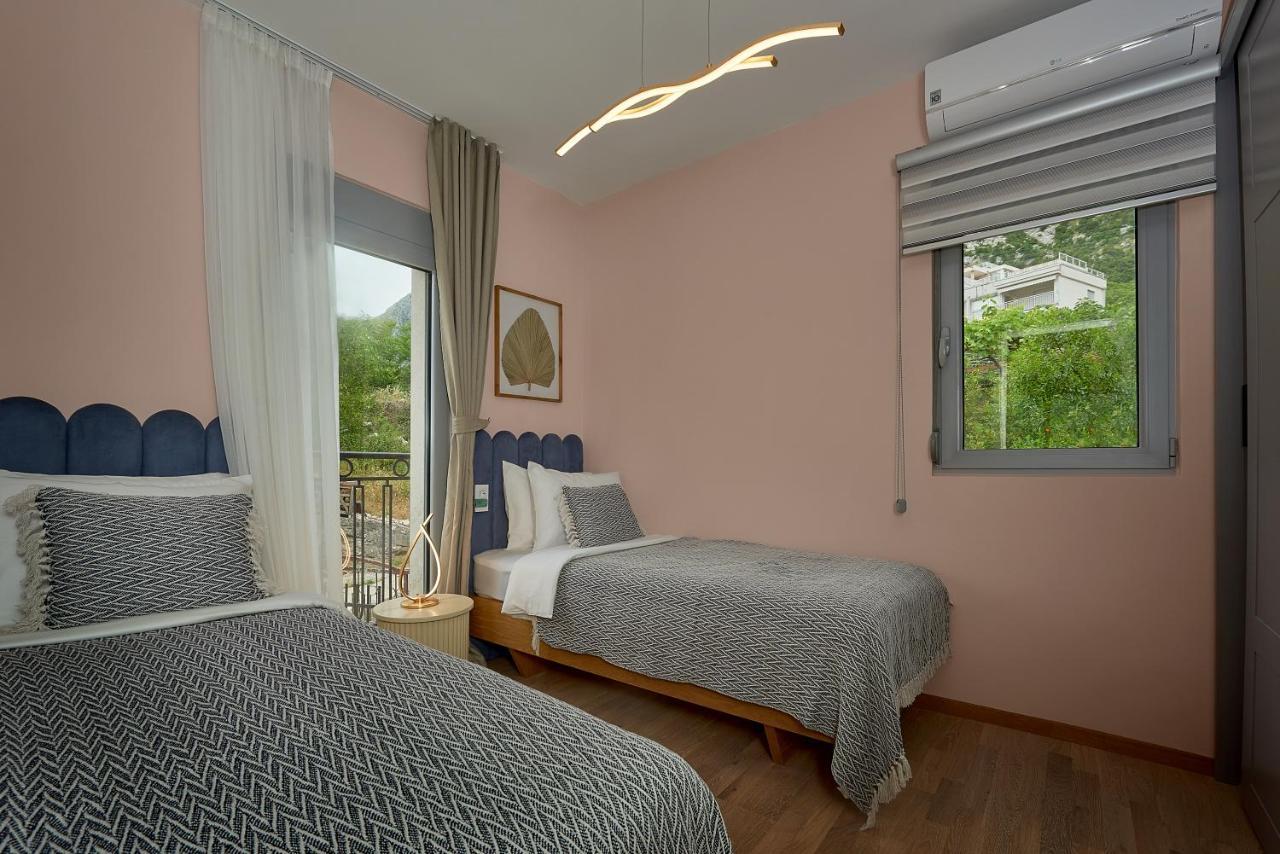 2Montenegro Limeta Apartments With Pool Kotor Ngoại thất bức ảnh