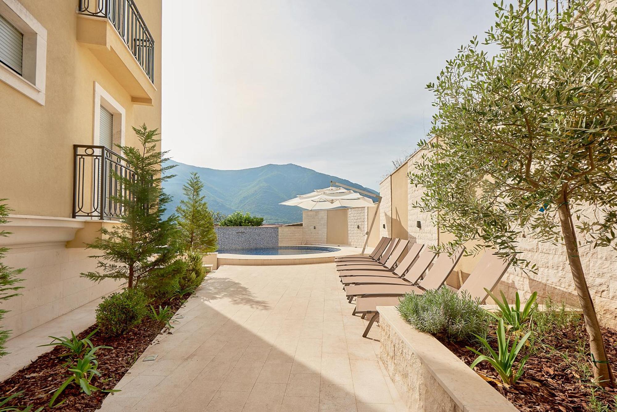 2Montenegro Limeta Apartments With Pool Kotor Ngoại thất bức ảnh